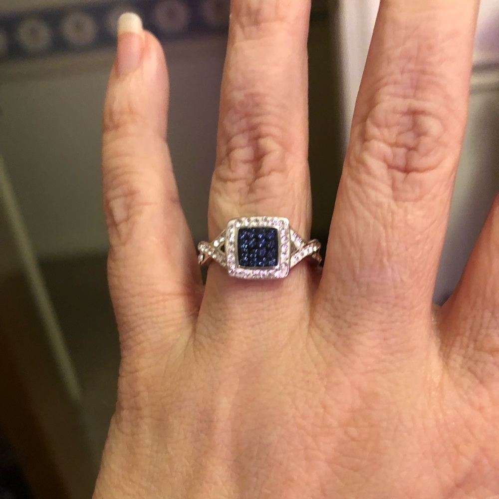 Pretty Blue CZ ring